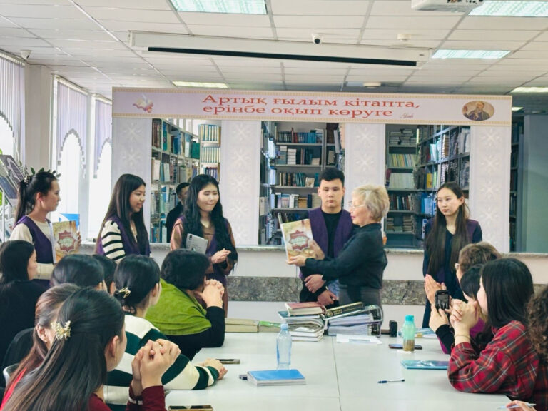 Тематическое занятие в библиотеке