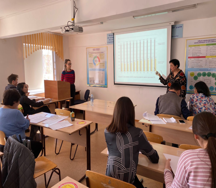 Предзащита дипломных работ выпускников образовательной программы «Финансы»
