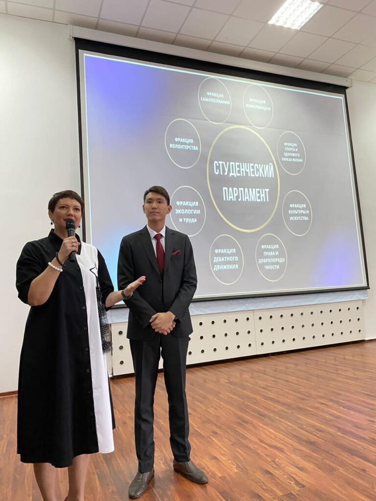 В ЕАГИ прошла ориентационная неделя