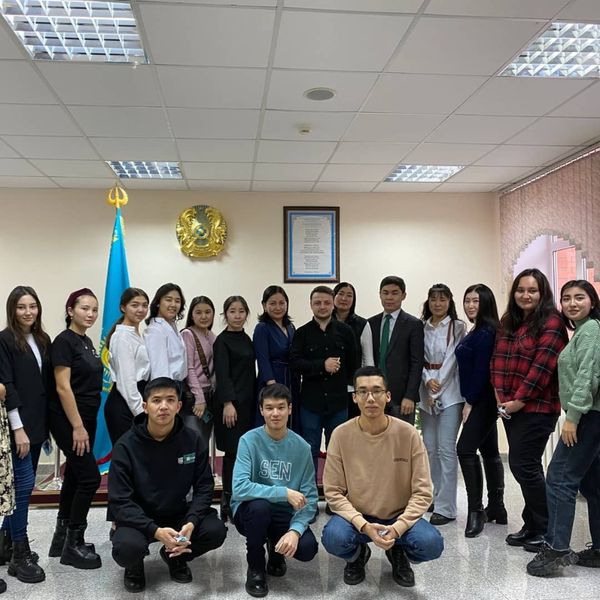 Двустороннее сотрудничество